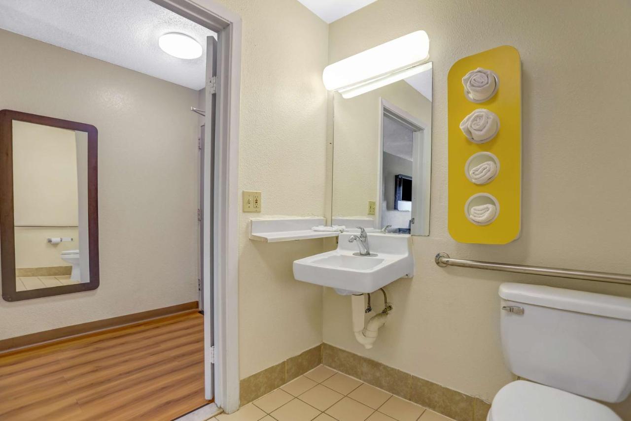 Motel 6-Raleigh, Nc - North Zewnętrze zdjęcie