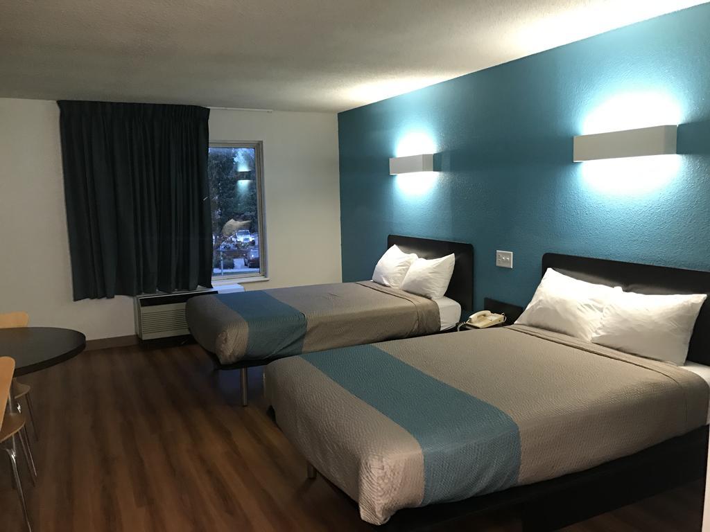 Motel 6-Raleigh, Nc - North Zewnętrze zdjęcie